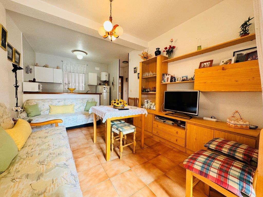 APARTAMENTO EN EL CENTRO DE LA MATA A 300 METROS DE LA PLAYA