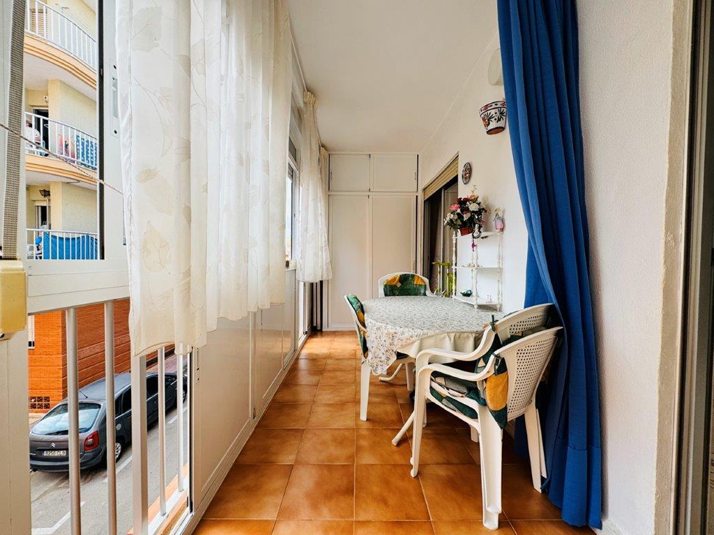 APPARTEMENT IN HET CENTRUM VAN LA MATA OP 300 METER VAN HET STRAND