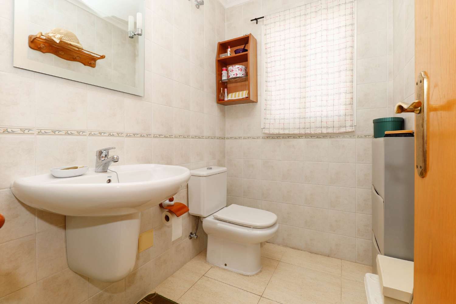 SPEKTAKULÄRES PENTHOUSE MIT 3 SCHLAFZIMMERN IM ZENTRUM VON TORREVIEJA, GARAGE UND GROSSER TERRASSE