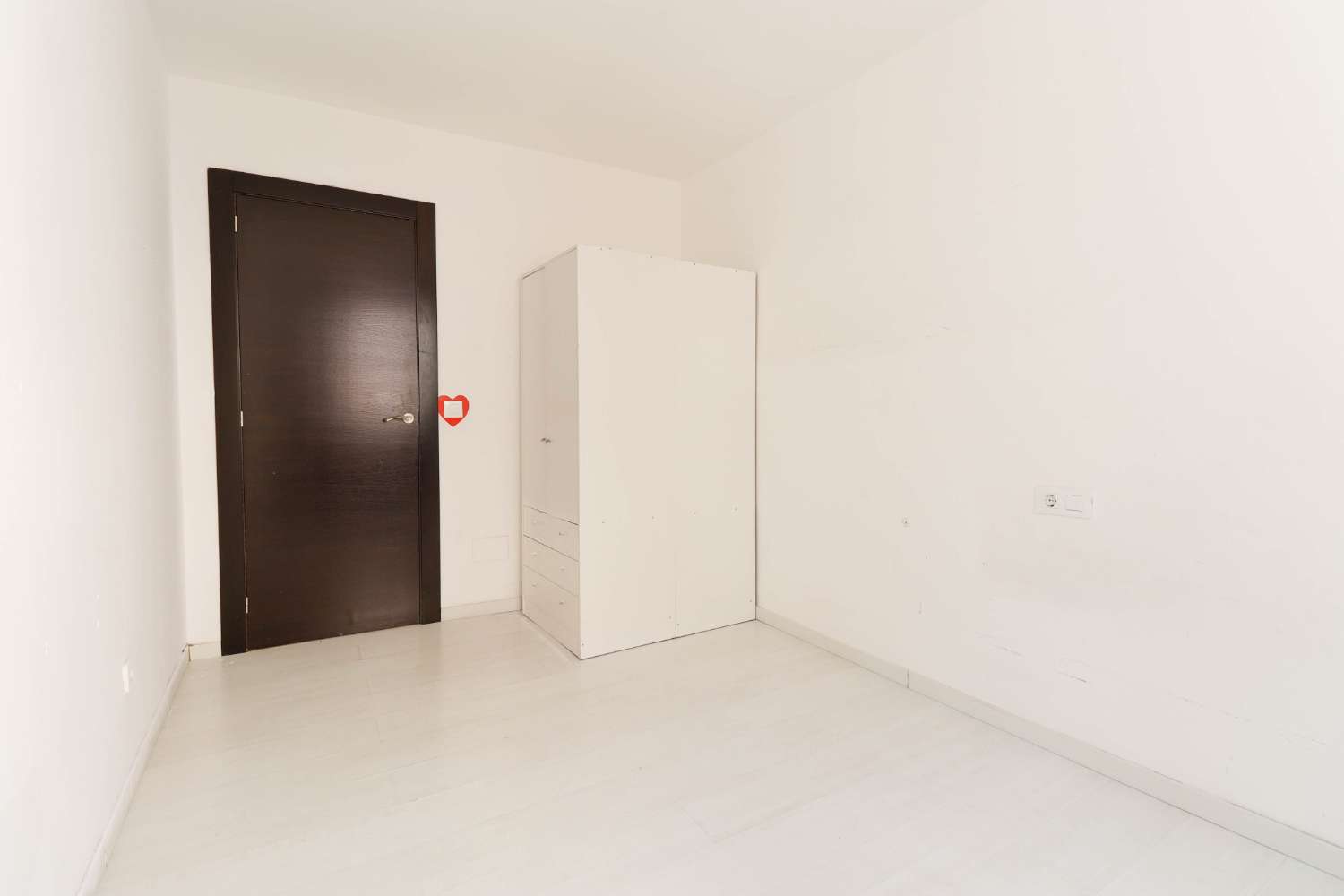 APPARTEMENT MET UITZICHT OP ZEE OP 300 METER VAN PLAYA DEL CURA IN TORREVIEJA