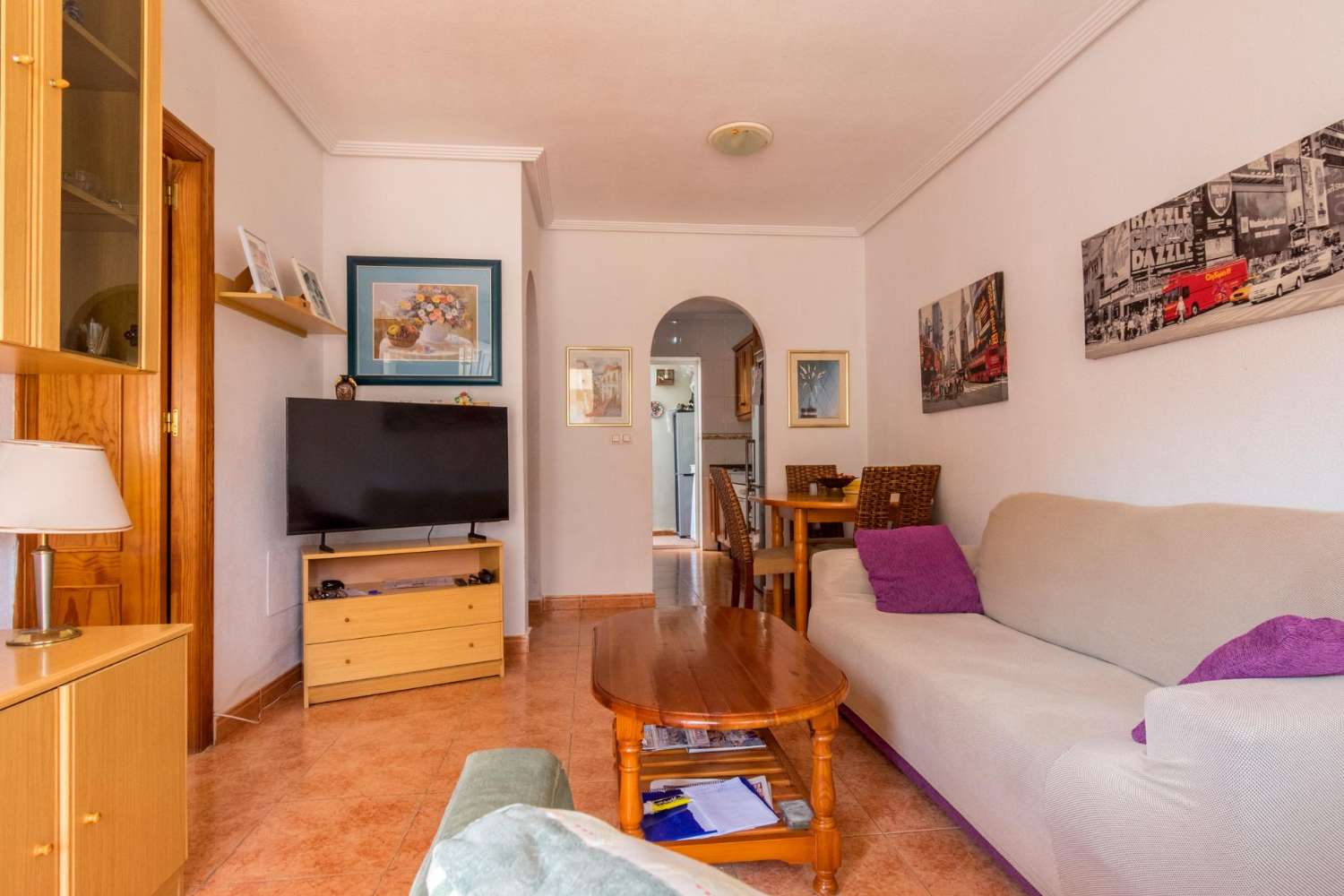 OPPORTUNITÉ À NE PAS MANQUER À TORREVIEJA ! BUNGALOW AU REZ-DE-CHAUSSÉE AVEC JARDIN ET PISCINE DANS UNE URBANISATION CALME