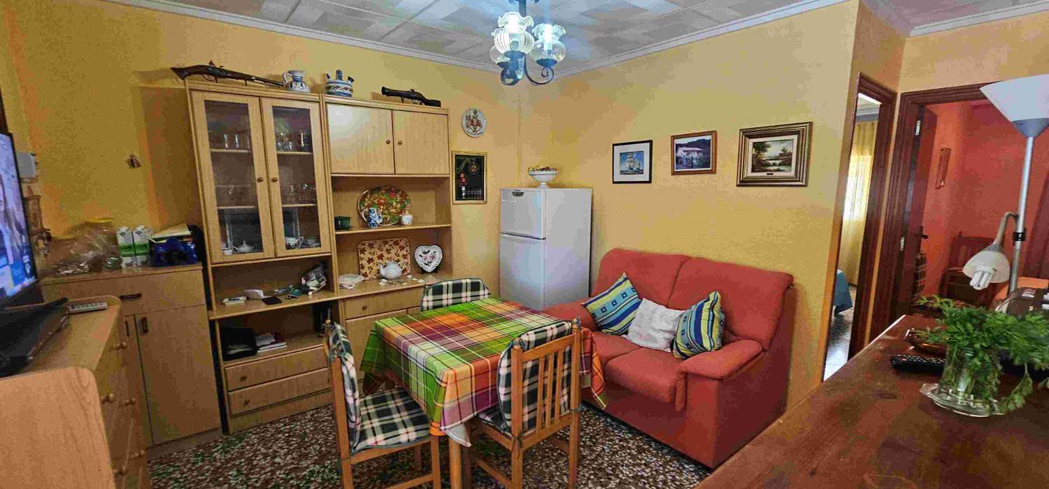 BUNGALOW ALL'ULTIMO PIANO CON DUE TERRAZZE ED ESPOSTO A SUD, COMPLETAMENTE ARREDATO