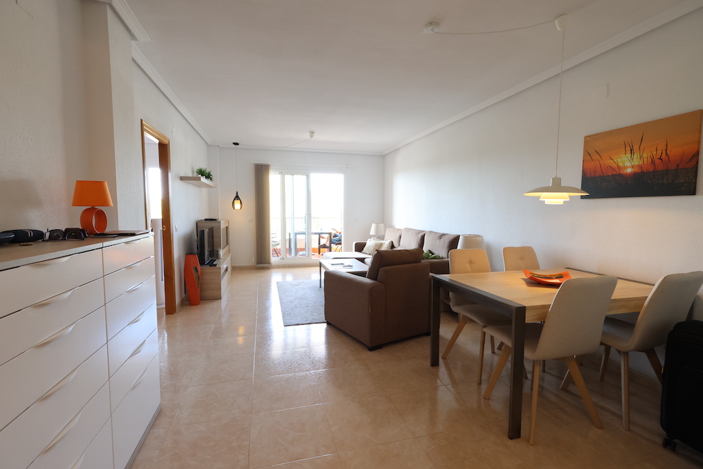 RESIDENCIAL ALTEA NATURA 2 公寓，可欣赏景观，配备家具和游泳池