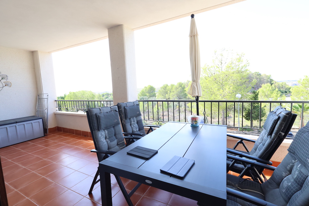 WOHNUNG IN RESIDENCIAL ALTEA NATURA 2 MIT AUSSICHT, MÖBLIERT UND MIT POOL