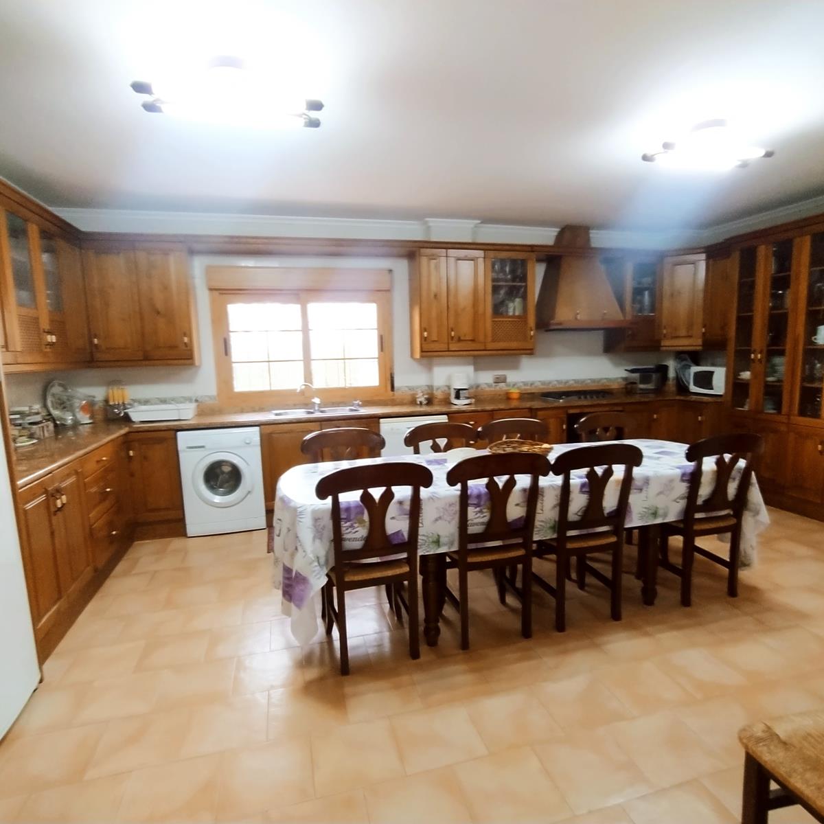 EXCLUSIVE RENOVATED MEDITERRANEAN VILLA WITH PRIVATE POOL AND LARGE PLOT IN THE VEGA BAJA