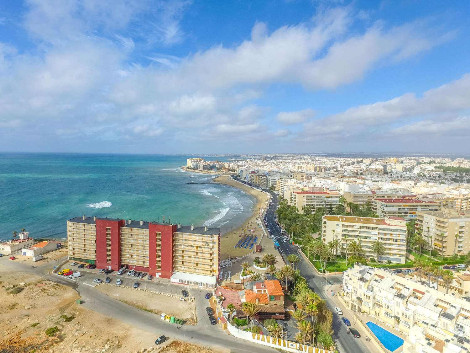 APPARTAMENTO RISTRUTTURATO FRONTE MARE A PLAYA LOS LOCOS, TORREVIEJA