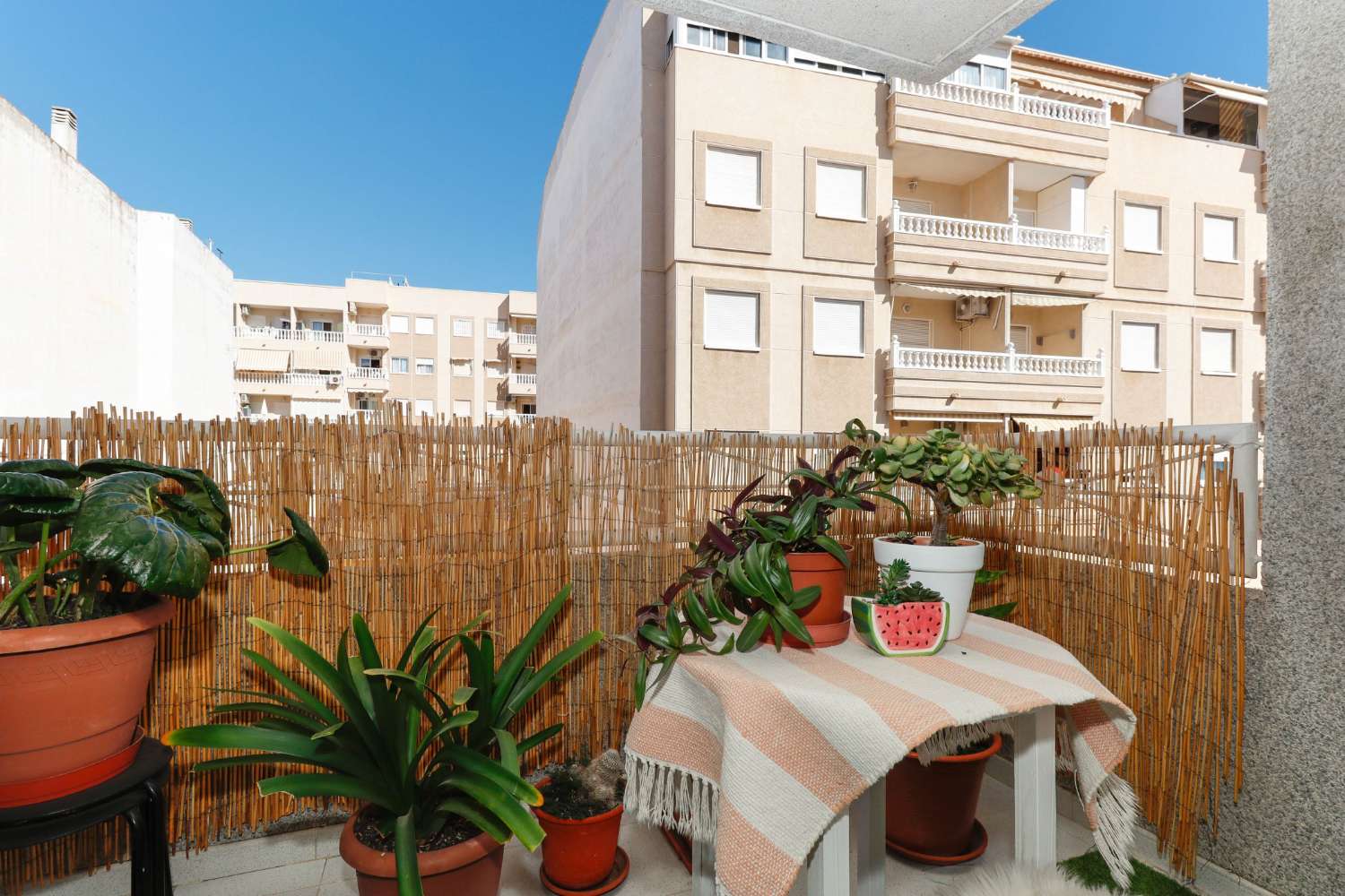 AMPLIO APARTAMENTO DE 3 DORMITORIOS A 300M DE LA PLAYA DEL CURA