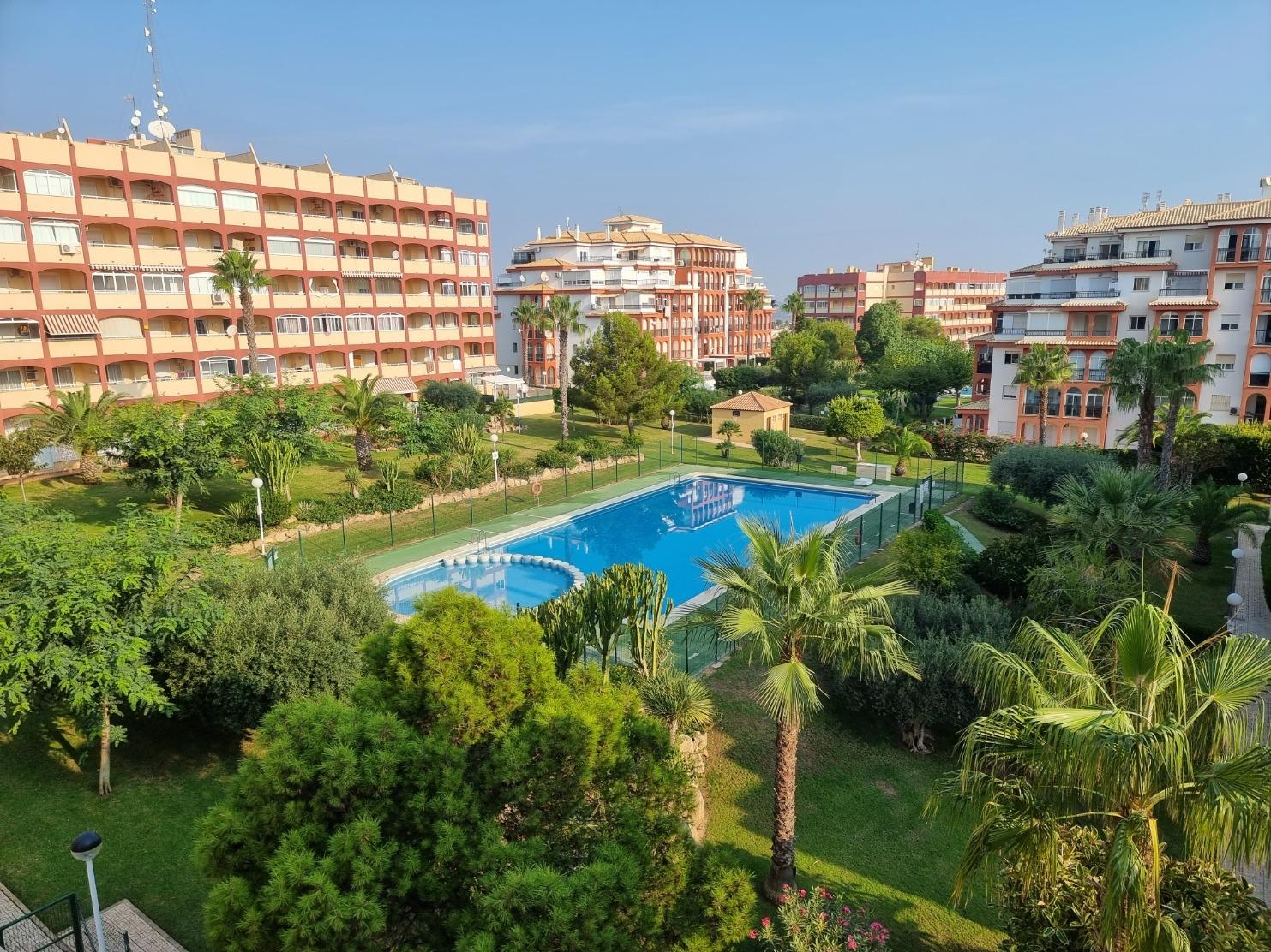 APPARTEMENT D’ANGLE RÉNOVÉ À AGUAS NUEVAS, À 15 MINUTES DE LA PLAGE DE LA MATA