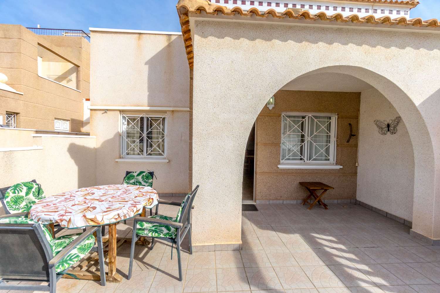 QUADRO RÉSIDENTIEL EXCLUSIF À ALTOS DE LA BAHÍA, TORREVIEJA, AVEC PISCINE ET PROCHE DE LA MER