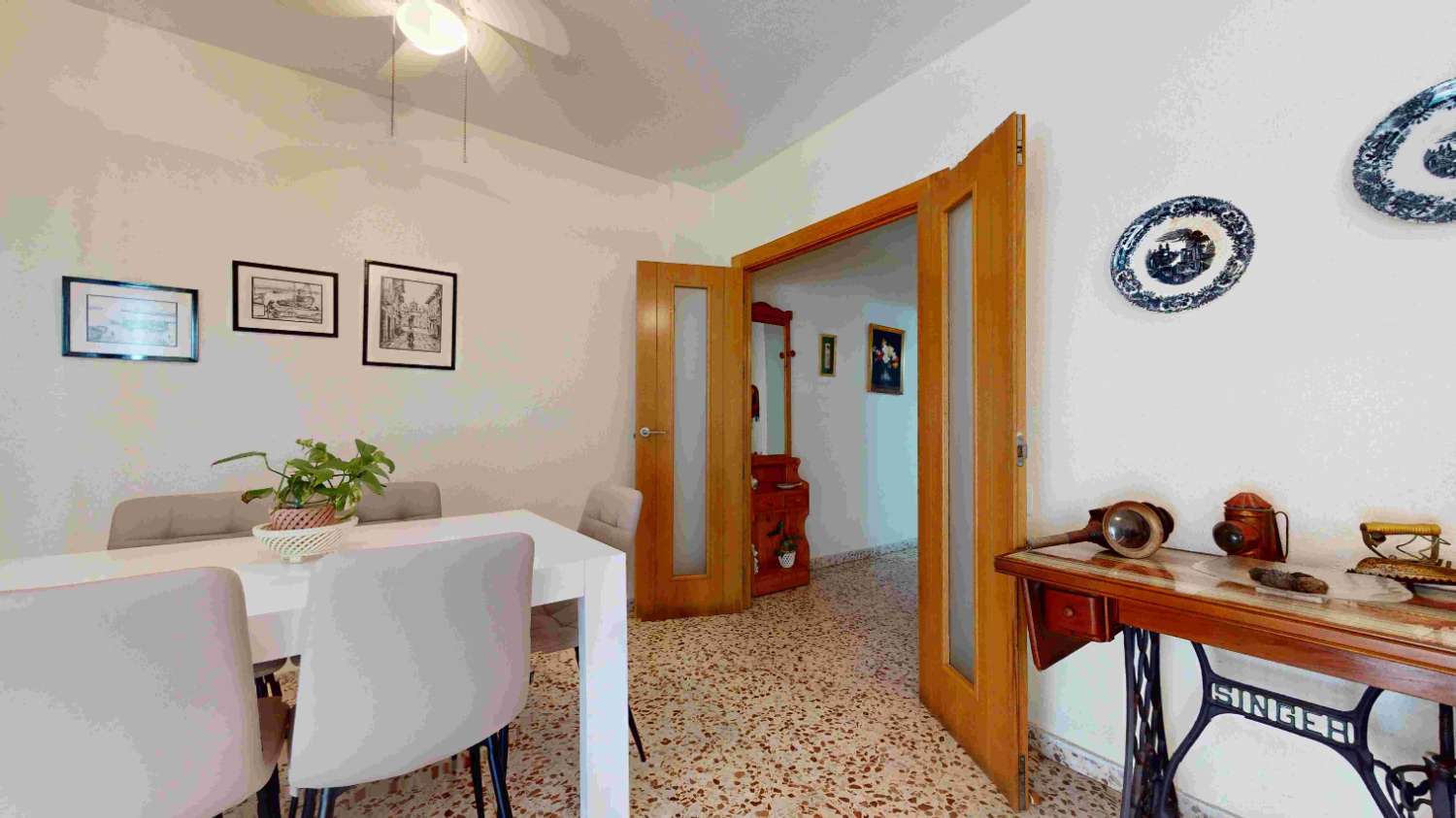 VOTRE MAISON EN BORD DE MER DANS LE QUARTIER LE PLUS EXCLUSIF DE TORREVIEJA !