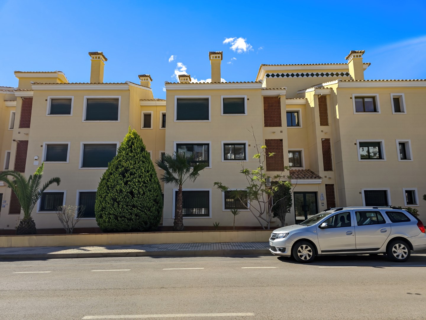 APPARTEMENT SPECTACULAIRE AVEC VUE SUR LA MER ET PROCHE DU GOLF !