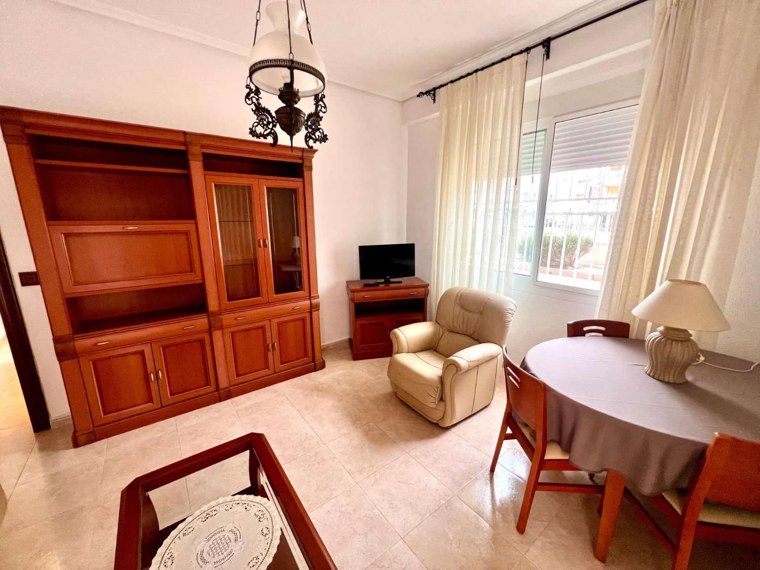 GROUND FLOOR 20 METERS FROM LOS NÁUFRAGOS BEACH WITH LARGE TERRACE AND PRIVATE PARKING