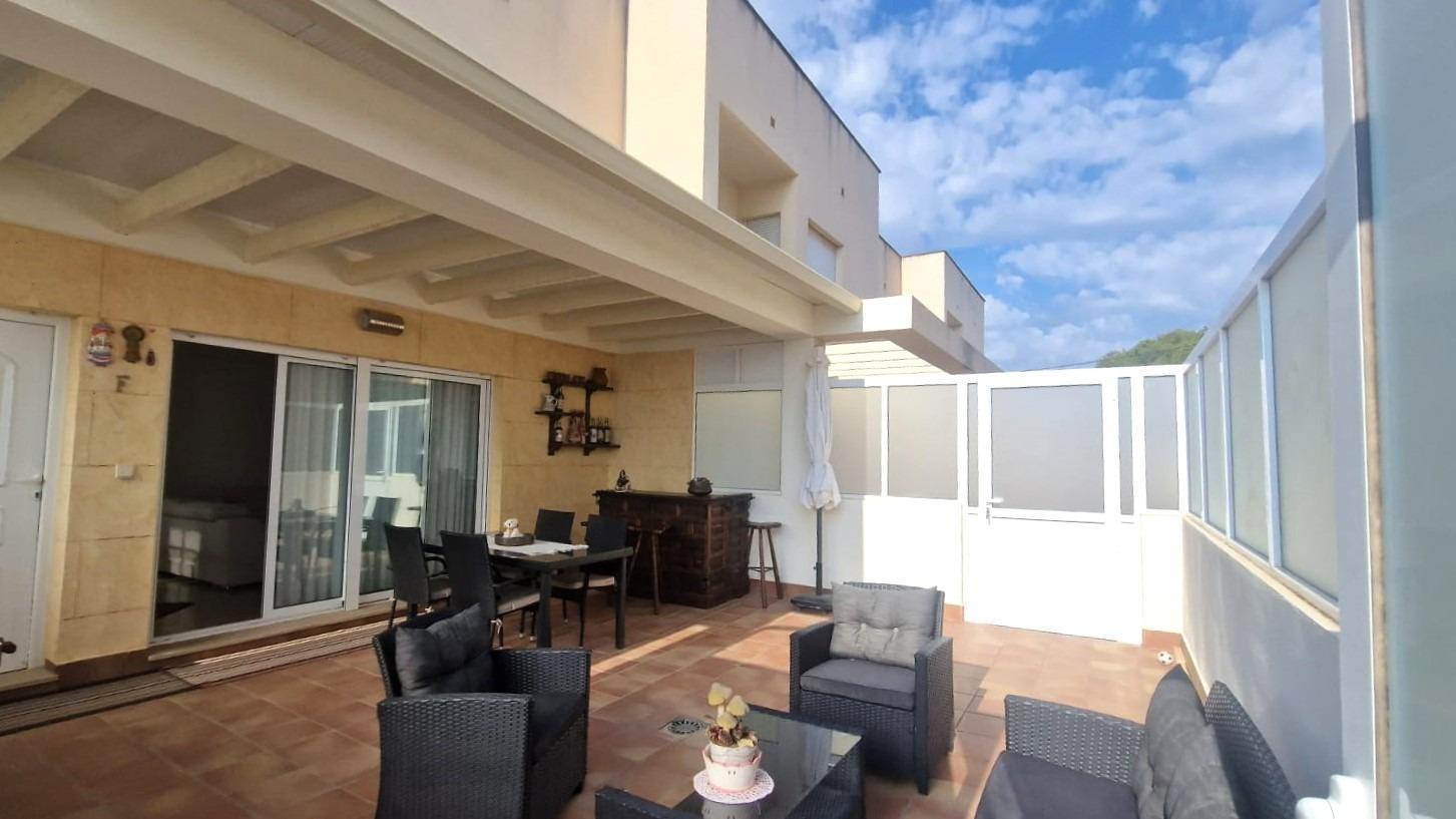 SPACIOUS DUPLEX, 3 BEDROOMS, 2 BATHROOMS, SOLARIUM, GARAGE, POOL, IN LOS MONTESINOS