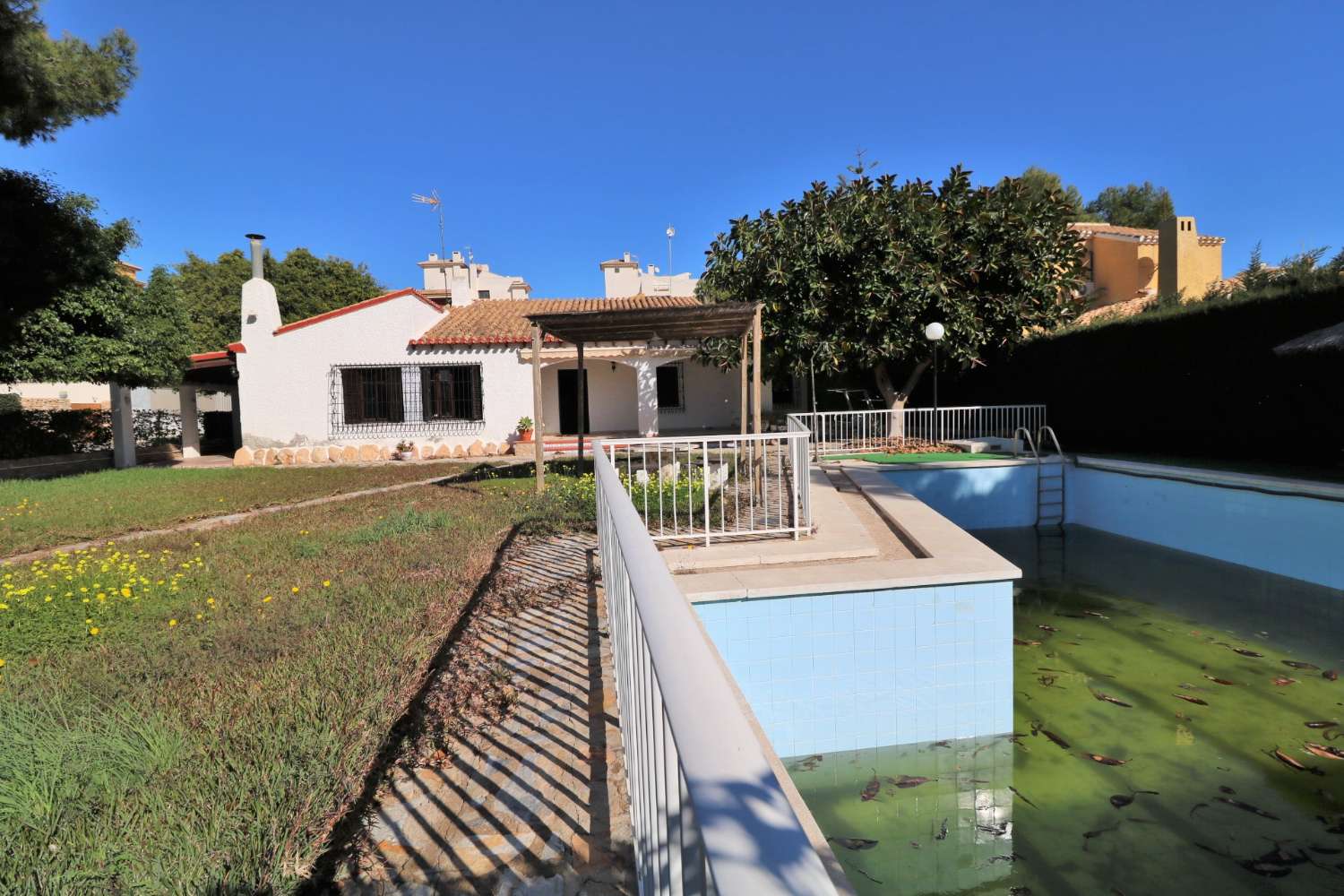 Vila en venda in Orihuela Costa