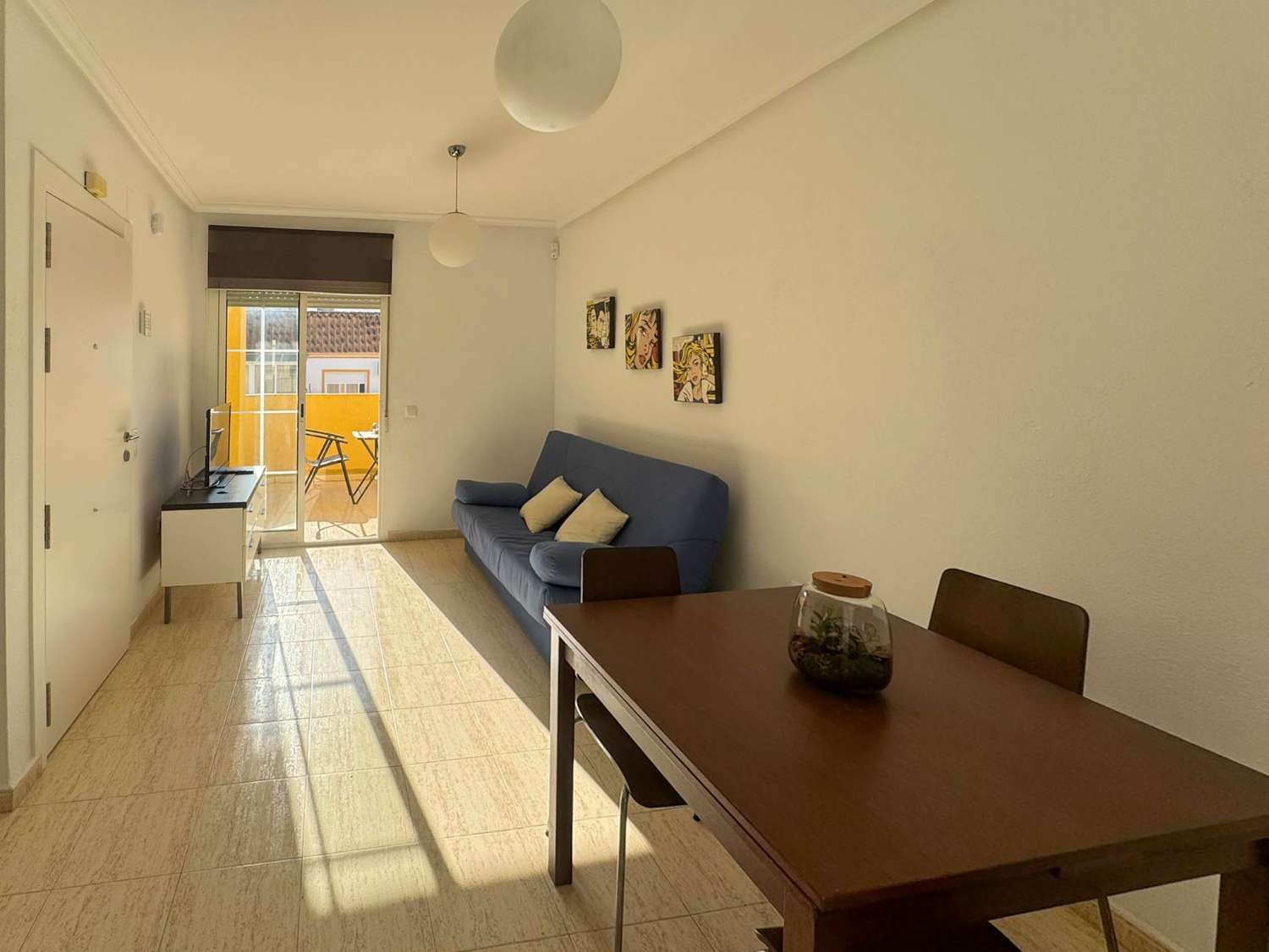 BRIGHT PENTHOUSE IN THE CENTER OF TORREVIEJA WITH TOURIST LICENSE AND CLOSE TO THE BEACH