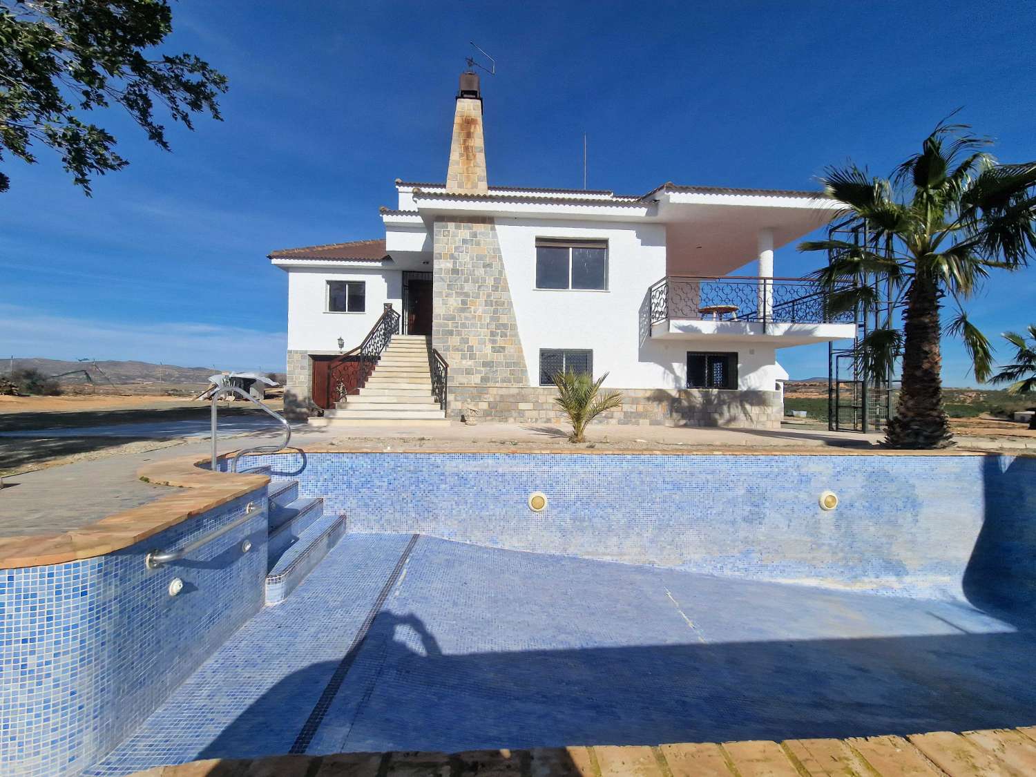 SPEKTAKULÄRE VILLA IM VALLE DEL SOL MIT SWIMMINGPOOL, BLICK AUF DAS MAR MENOR UND 5.000 M² GRUNDSTÜCK