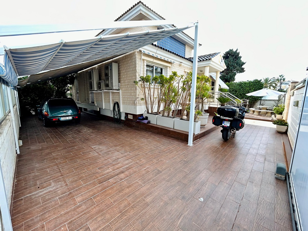 SPECTACULAIRE VILLA DE LUXE PRÈS DE LA MER À LA MATA : EXCLUSIVITÉ, CONFORT ET ÉLÉGANCE MÉDITERRANÉENNE